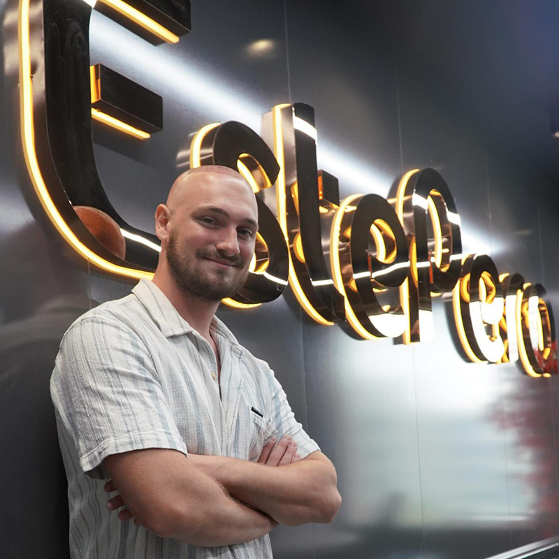 Dlaczego Pali Mnie Skóra Głowy?